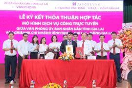 Gia Lai: Ký kết hợp tác triển khai mô hình dịch vụ công trực tuyến 