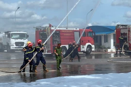 Thực tập phương án phòng cháy chữa cháy tại sân bay Pleiku