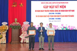 Pleiku: 32 tập thể, cá nhân được khen thưởng về phong trào toàn dân bảo vệ an ninh Tổ quốc