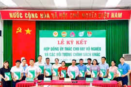 Quang cảnh lễ ký kết tại Chi nhánh Ngân hàng Chính sách xã hội tỉnh Gia Lai. Ảnh: Hoài Nam