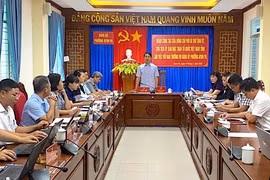 Chủ tịch Ủy ban MTTQ Việt Nam tỉnh Nguyễn Ngọc Lương làm việc với xã Ia Rbol và phường Ayun Pa