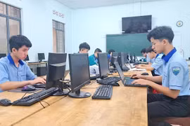 Chính phủ đã quyết định thành lập Hội đồng thẩm định nhà nước thẩm định Báo cáo đề xuất chủ trương đầu tư Chương trình mục tiêu quốc gia hiện đại hóa, nâng cao chất lượng giáo dục và đào tạo giai đoạn 2026-2035. Ảnh minh họa: Mộc Trà