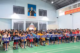 Pleiku: Gần 300 vận động viên tham gia giải bóng bàn, cầu lông học sinh tiểu học và THCS