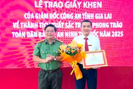 Gia Lai: Khen thưởng cho nhân viên ngân hàng Agribank ngăn chặn kịp thời vụ lừa đảo