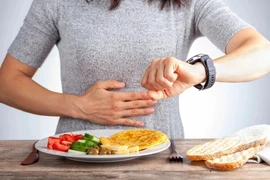 Những thói quen ăn uống vào buổi sáng khiến tuổi thọ bị “rút ngắn”