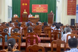 Quang cảnh tiếp xúc cử tri tại xã An Hòa. Ảnh: X.Đ