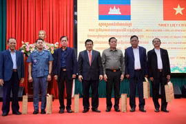 Đoàn công tác lực lượng vũ trang Vương quốc Campuchia chúc Tết Công an tỉnh Gia Lai