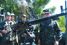 Bộ CHQS tỉnh Gia Lai kiểm tra các đơn vị đóng quân trên đảo Cù Lao Xanh