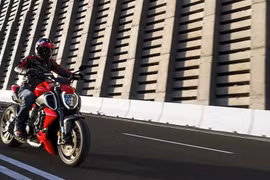 Ducati Diavel V4: Quái thú đường phố giá gần 1 tỷ đồng