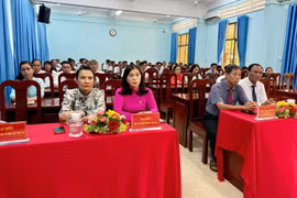 Các đại biểu dự lễ khai giảng lớp cao cấp lý luận chính trị hệ không tập trung tại Trường Chính trị tỉnh Gia Lai. Ảnh: Hoàng Vũ