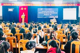 Quang cảnh buổi chào đón tân sinh viên hình thức đào tạo vừa làm vừa học. Ảnh: T.D