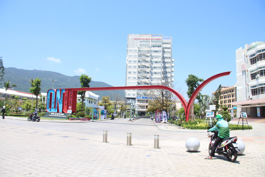 truong-dai-hoc-quy-nhon.jpg