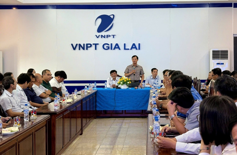 Các đơn vị VNPT hoạt động trên địa bàn tỉnh Gia Lai họp bàn phương án sắp xếp, sáp nhập. Ảnh: Trọng Lợi a1-khcn.jpg