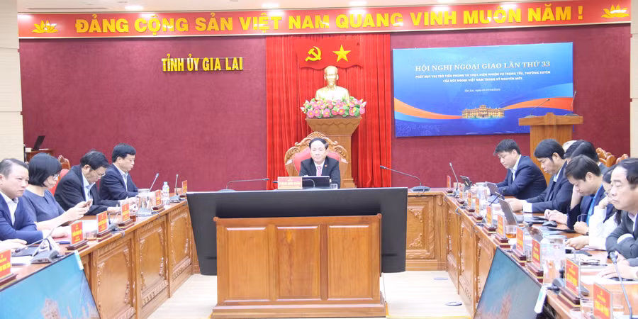 pham-anh-tuan.jpg