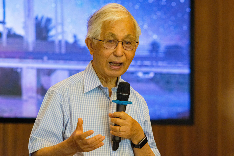 Giáo sư Trần Thanh Vân. Ảnh: T.Lợi 104860a21d769728ce67.jpg
