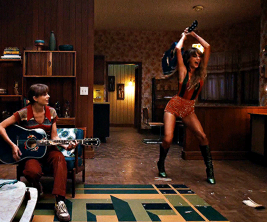  Một cảnh trong MV 