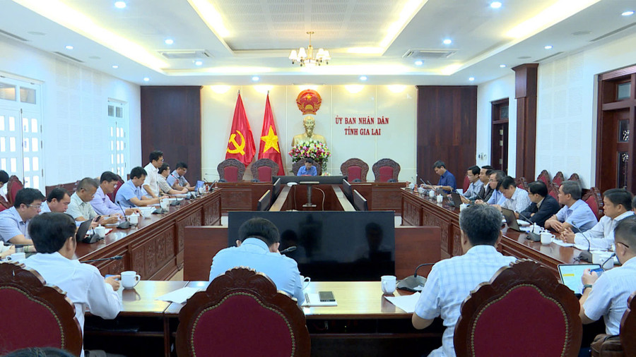 Arbeitssitzungsszene. Foto: Huy Toan quang-canh-buoi-lam-viec.jpg