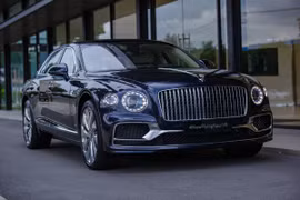 Bentley Flying Spur 2021 – Sedan siêu sang từ 21,5 tỷ đồng