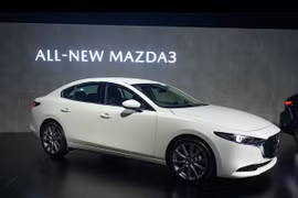 Mazda3 2021: Sedan hạng C đẳng cấp, giá từ 681 triệu đồng!