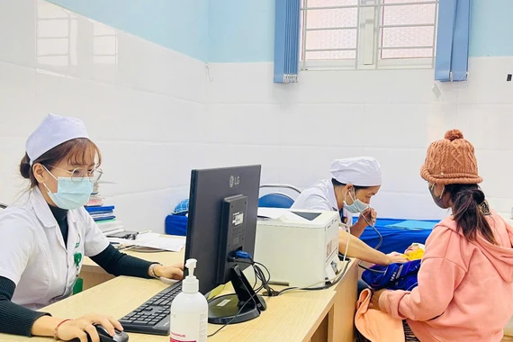 Gia Lai đảm bảo thuốc, vật tư y tế và nguồn máu khám chữa bệnh và phòng, chống dịch dịp Tết