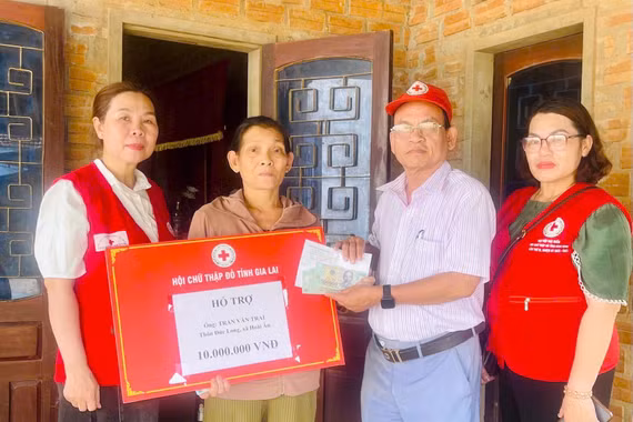 Quỹ Thiện tâm hỗ trợ 10 triệu đồng mai táng bệnh nhân nghèo Gia Lai