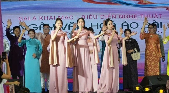 Gala Áo dài tri ân