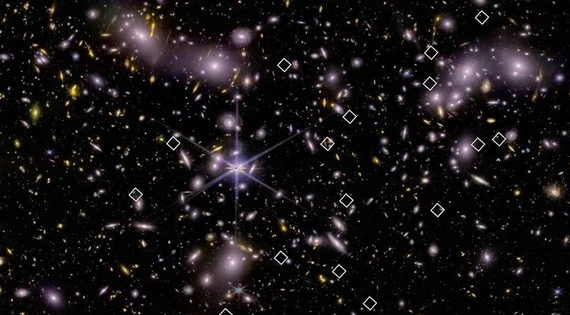 Thứ biến đổi vũ trụ 13 tỉ năm trước lộ ra trong bức ảnh NASA