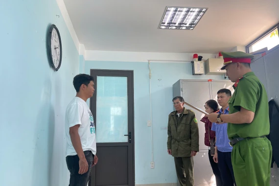 Cơ quan Cảnh sát điều tra Công an tỉnh Gia Lai thực hiện lệnh bắt bị can Nguyễn Hồng Vũ (SN 1985, trú tại phường An Khê) về hành vi gây tai nạn giao thông chết người rồi bỏ trốn và nhờ người khác nhận tội thay