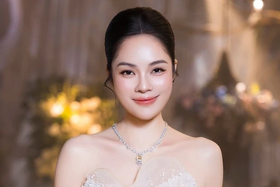 Dương Cẩm Lynh nói về việc mặc váy cưới sau biến cố hôn nhân