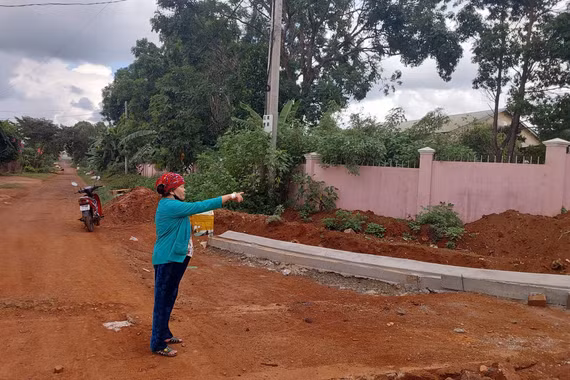 Xã Ia Grai: Người dân đường Cao Bá Quát đồng thuận hiến đất mở đường.
