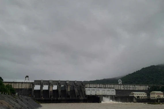 Chủ động, an toàn trong vận hành hồ chứa ứng phó bão số 13