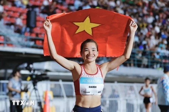 Nguyễn Thị Oanh giành huy chương vàng thứ 29 cho thể thao Việt Nam tại SEA Games 33