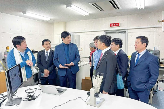 Đẩy mạnh hội nhập trong đào tạo và nghiên cứu khoa học