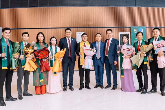 Doanh nhân trẻ mở lối khởi nghiệp
