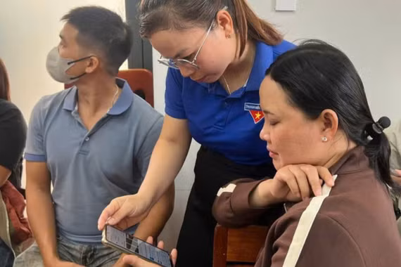 Hỗ trợ tháo gỡ khó khăn trong quản lý thuế đối với hộ kinh doanh ở phường Hoài Nhơn Tây