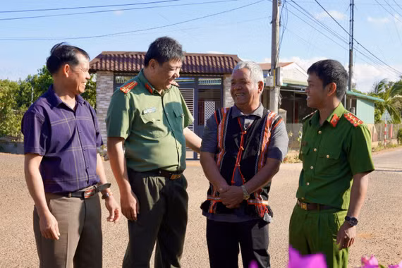 Bài học từ cuộc đấu tranh với “Bahnar Đêga Kon Kông”