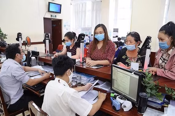 Tinh giản biên chế đối với cán bộ năng lực yếu kém, thiếu tinh thần trách nhiệm.