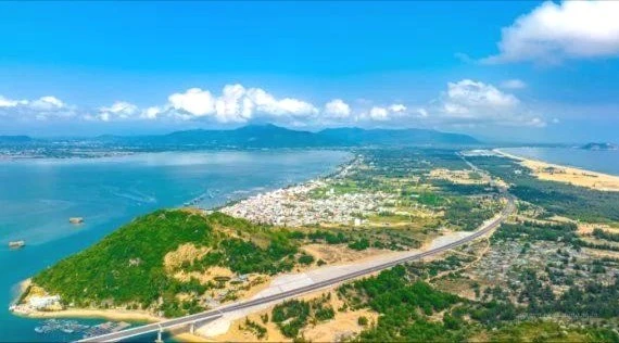 Phê duyệt giá khởi điểm đấu giá đất dự án Khu thương mại, dịch vụ, khách sạn Ngãi An.