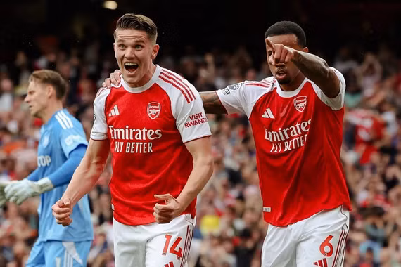 Premier League: Arsenal dẫn đầu với 6 điểm cách biệt