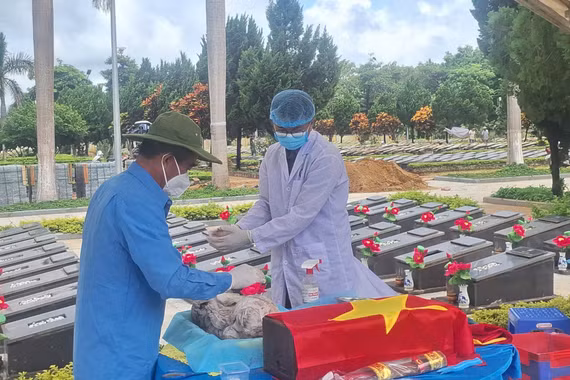 Khẩn trương tìm lại danh tính các anh hùng liệt sĩ