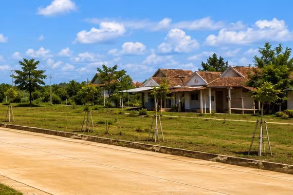 Người dân khu định cư Suối Ðá chưa được cấp sổ đỏ do vướng mốc giới