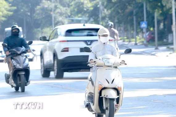 Thời tiết ngày 2/4: Nắng nóng gia tăng tại khu vực Nam và Trung Bộ