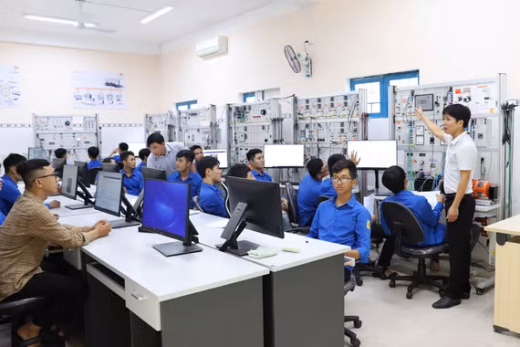 Ðẩy mạnh phát triển nguồn nhân lực công nghệ cao