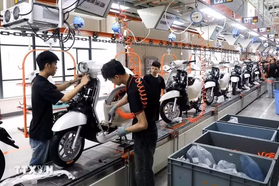 Thị trường xe máy Việt Nam cạnh tranh theo hướng đa công nghệ