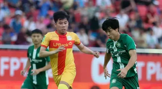 Công Phượng, Hoàng Đức toả sáng ở Gala V-League Awards 2024/25