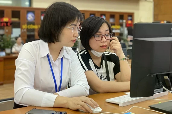 Những trường hợp phải hoàn trả tiền trợ cấp tinh giản biên chế 