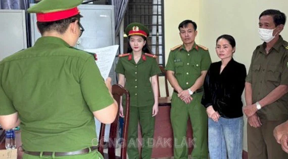 Phát hiện hàng ngàn thực phẩm bảo vệ sức khỏe giả, bắt giam nữ giám đốc