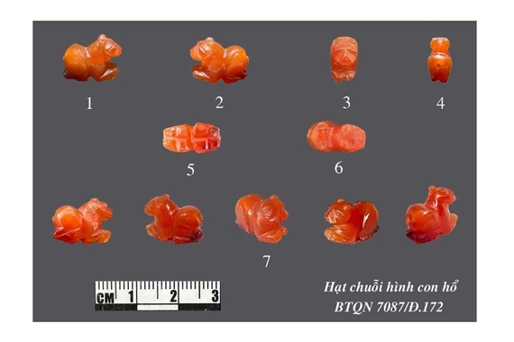 Độc lạ bảo vật quốc gia: Sành trang sức mã não như người Lai Nghi