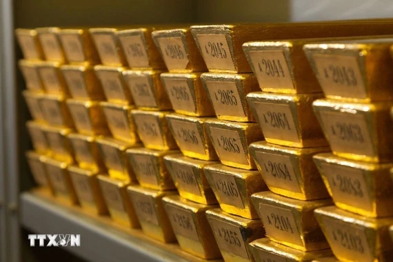 Chỉ trong một năm, giá vàng đã 50 lần lập đỉnh