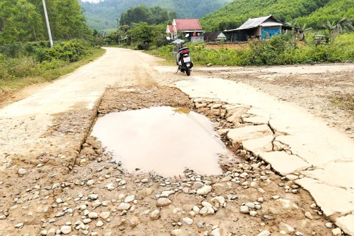 Tuyến ĐH.02 hư hỏng nghiêm trọng